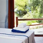 Madag Villa *