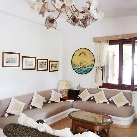 Madag Villa *