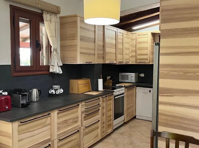 Madag Villa Koukounaries